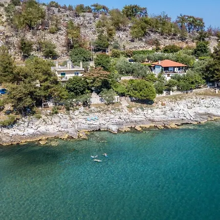 Petra Mare 2 Apartament Thimonia