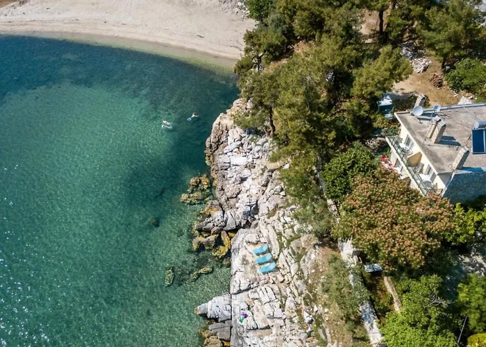 Petra Mare 2 Thimonia