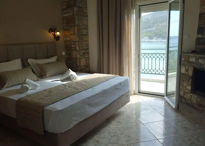 Petra Mare 2 Thimonia